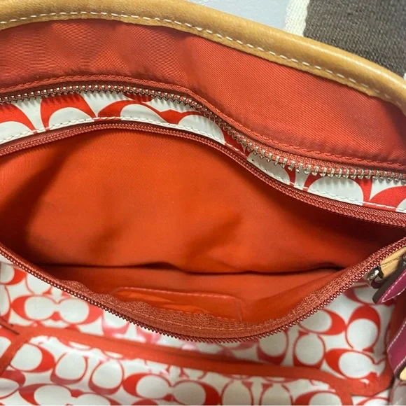 Coach Purse - Picture 4 of 12